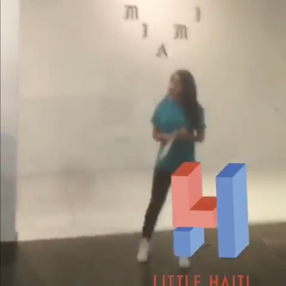 Yeezy white life of pable shirt - Picture 8 of 8